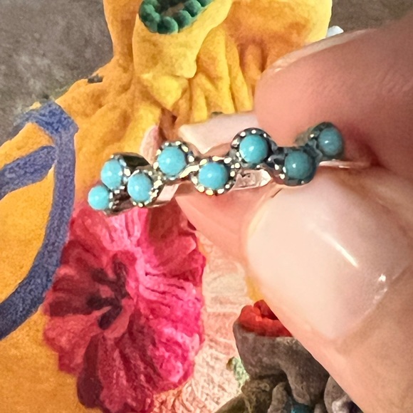 Mermaid Kisses ring - Picture 2 of 11